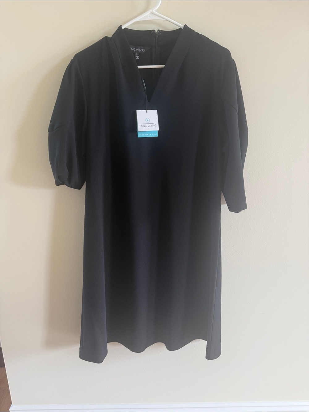Ming Wang Black Midi V-Neck Puff Sleeve Dress